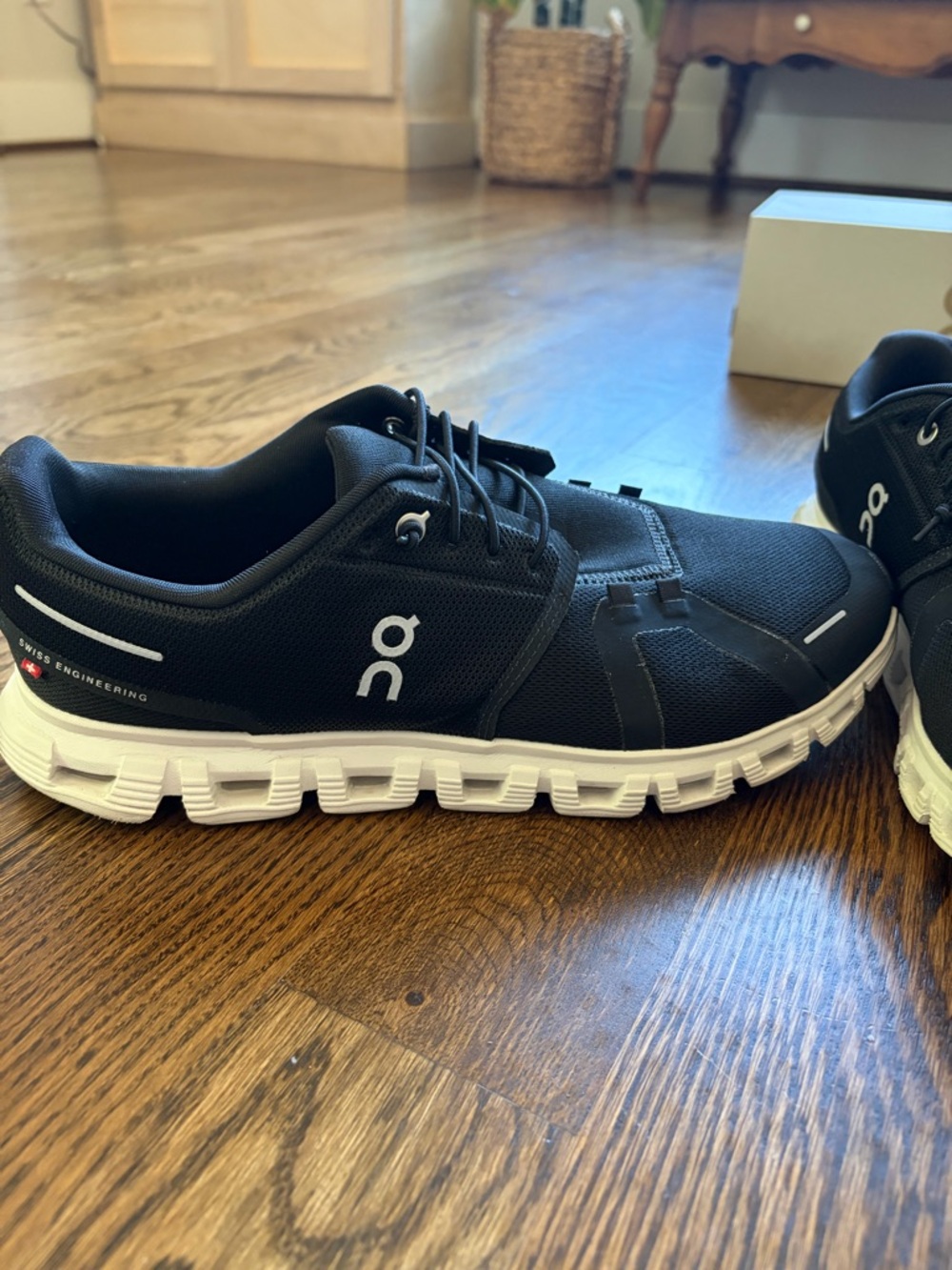 On Running Cloud 6 Men's Cloud Running Shoe in Black and White